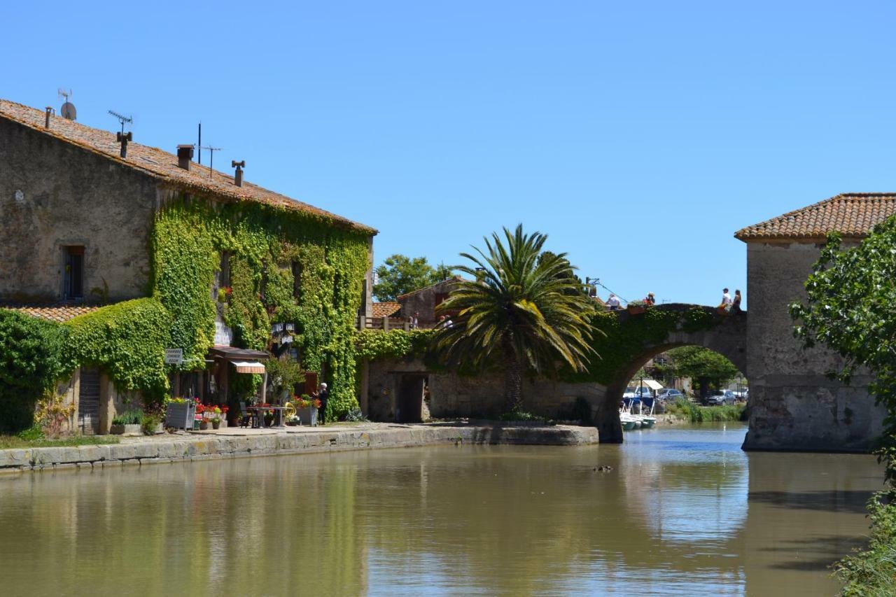 L'Instant Canal Capestang Luaran gambar